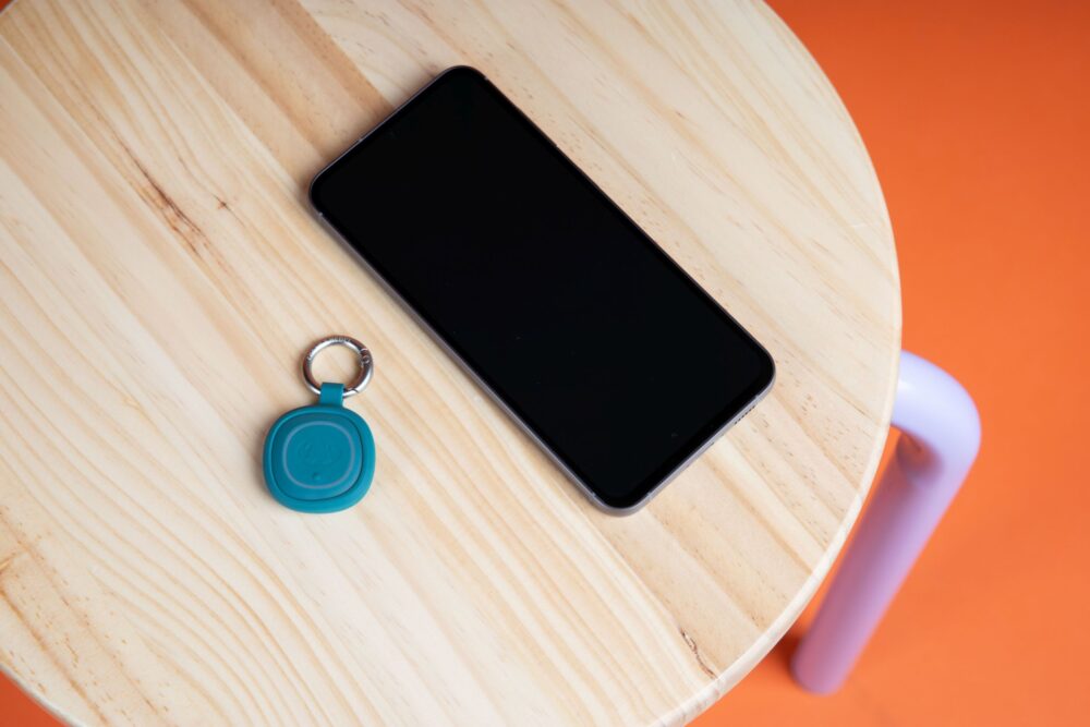 Zdjęcie okładkowe wpisu: Bo znajdowanie zguby powinno być proste. Oto lokalizator Bluetooth Fresh 'n Rebel Smart Finder 2 dla iOS oraz Androida