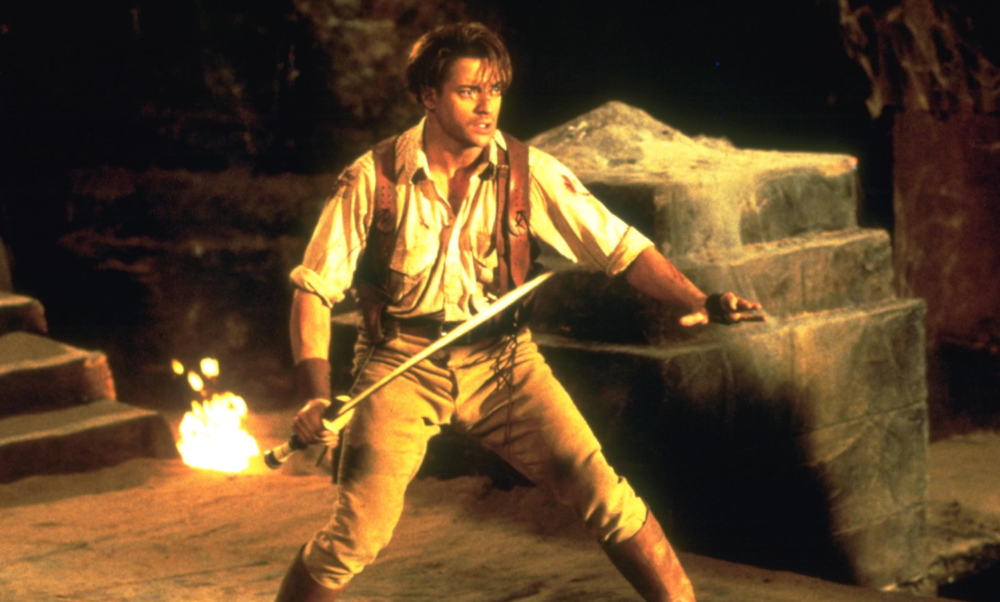 Zdjęcie okładkowe wpisu: Brendan Fraser wczuwa się w rolę Ricka O’Connella. Aktor zauważony w parku Universal Studios