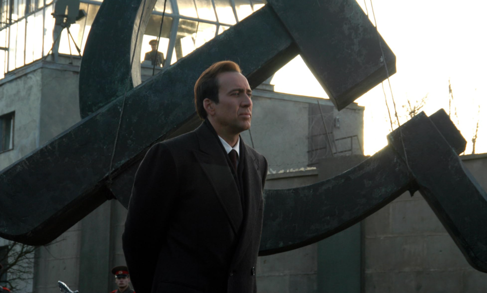 Zdjęcie okładkowe wpisu: Vertical dystrybutorem filmu Lords of War w USA. Nicolas Cage na nowym zdjęciu z produkcji