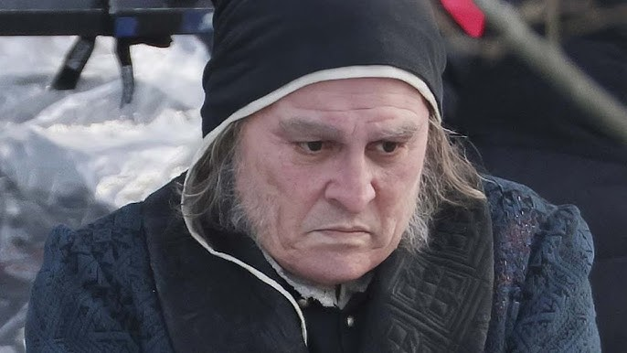 Zdjęcie okładkowe wpisu: Johnny Depp nie do poznania jako Ebenezer Scrooge! Wielki powrót w Ebenezer: A Christmas Carol zaskakuje fanów