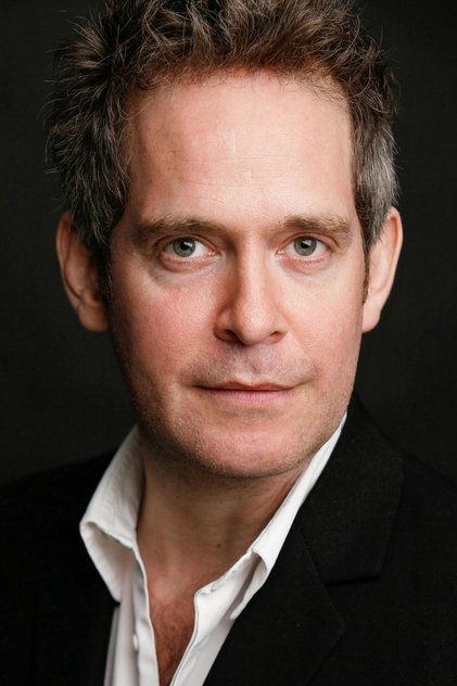 Zdjęcie Tom Hollander