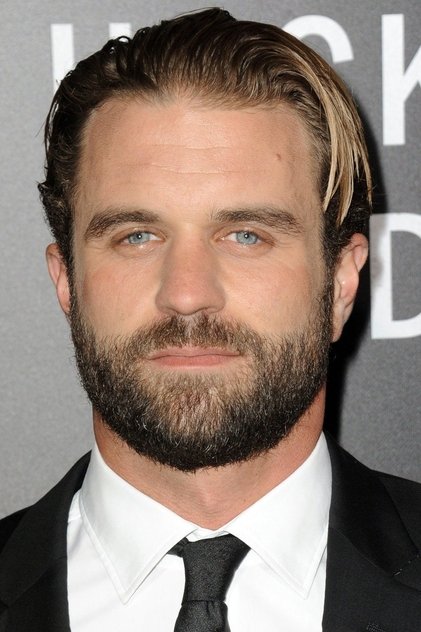Zdjęcie Milo Gibson