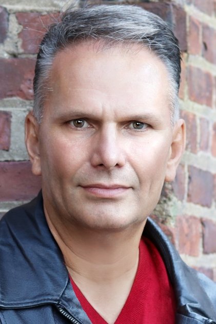 Zdjęcie Tommy Bayiokos