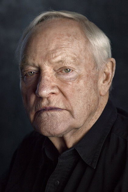 Zdjęcie Julian Glover