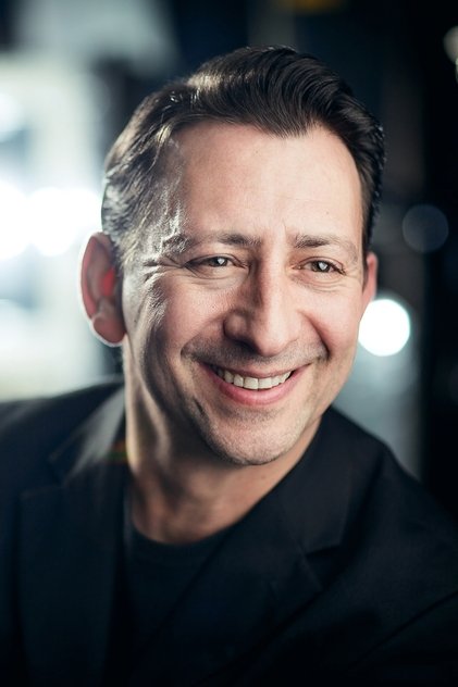 Zdjęcie Ashley Artus