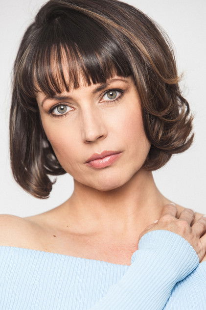 Zdjęcie Julie Ann Emery