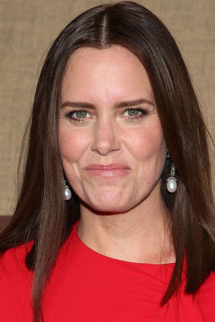 Zdjęcie Ione Skye