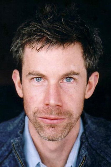 Zdjęcie Jonathon Young