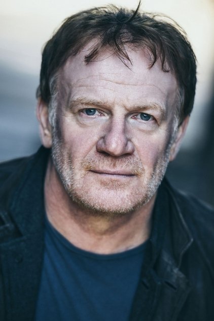 Zdjęcie Mark Lewis Jones