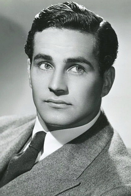 Zdjęcie George Holmes