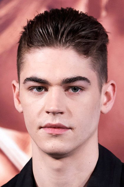 Zdjęcie Hero Fiennes Tiffin