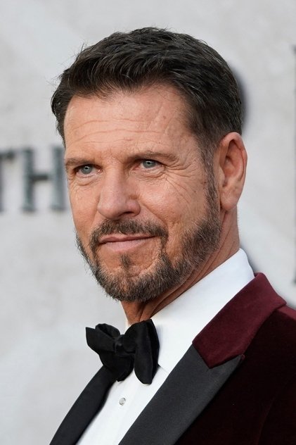 Zdjęcie Lloyd Owen