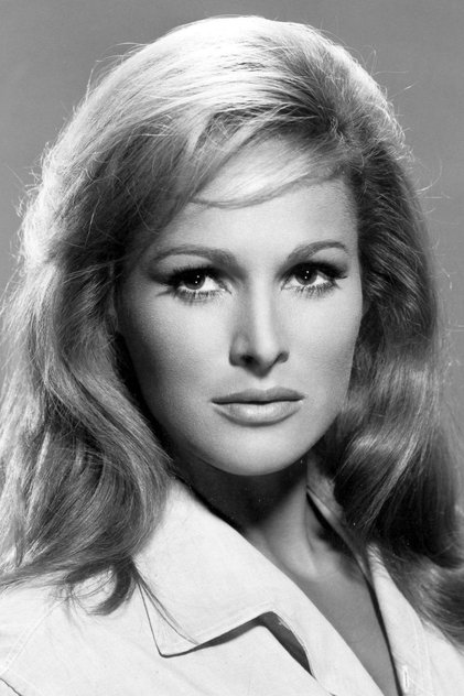 Zdjęcie Ursula Andress