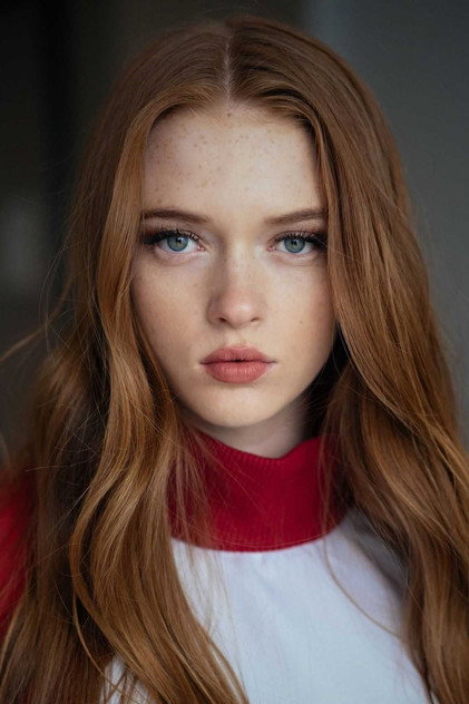 Zdjęcie Larsen Thompson