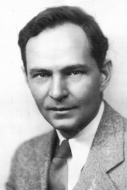 Zdjęcie Earle Hodgins