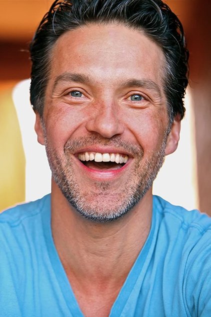 Zdjęcie Mike Powers