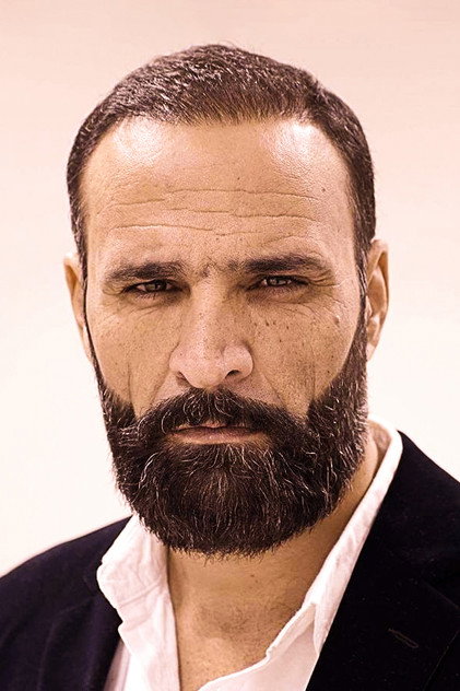 Zdjęcie Babrak Akbari