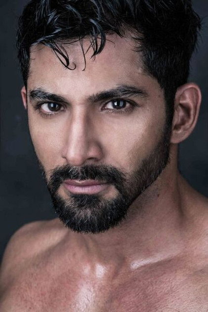 Zdjęcie Vivan Bhatena