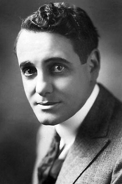 Zdjęcie Tom Chatterton
