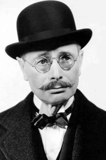 Zdjęcie Charles Halton