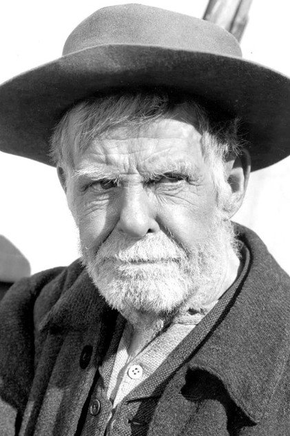 Zdjęcie Frank Darien