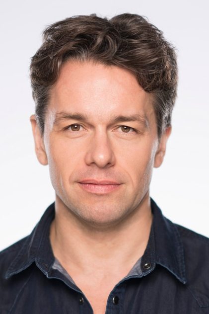 Zdjęcie Julian Ovenden