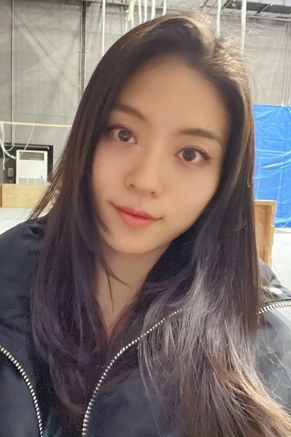Zdjęcie 藤本ルナ