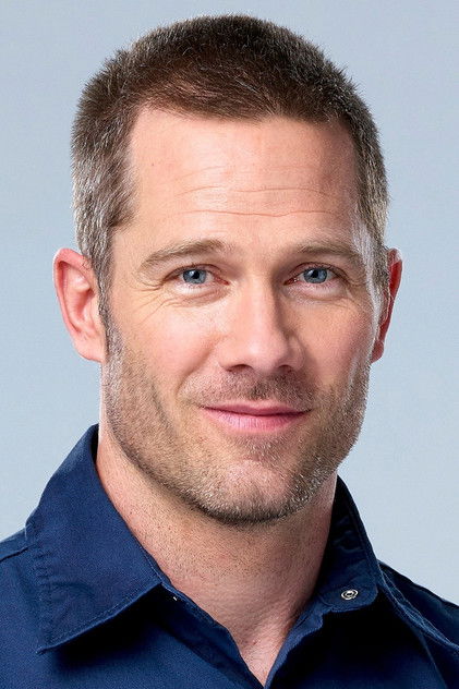 Zdjęcie Luke Macfarlane