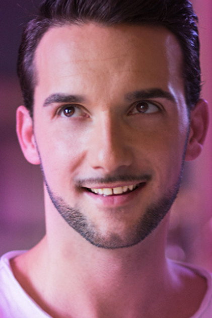 Zdjęcie Simon Luca Oldani