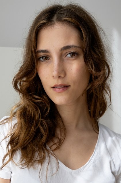 Zdjęcie Sarah-Sofie Boussnina