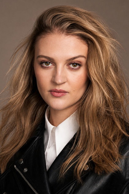 Zdjęcie Lara Peake