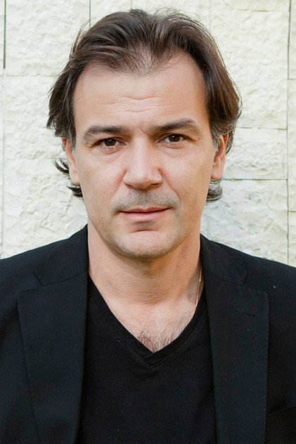 Zdjęcie Genti Kame