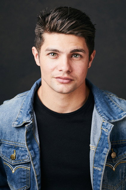 Zdjęcie John Apolinar