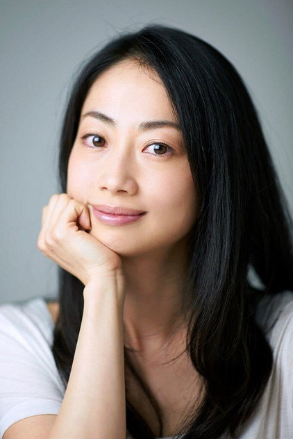 Zdjęcie 肘井ミカ