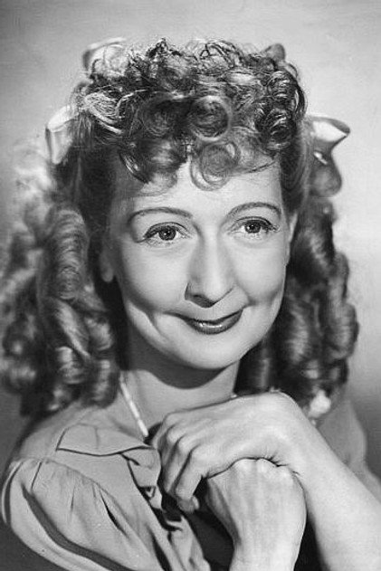 Zdjęcie Esma Cannon