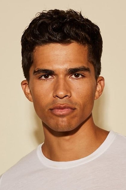 Zdjęcie Alex Aiono