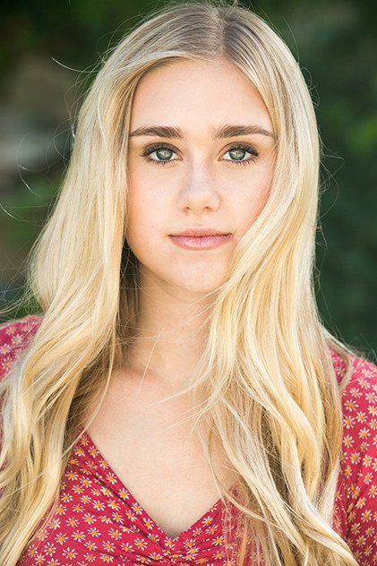 Zdjęcie Emily Skinner