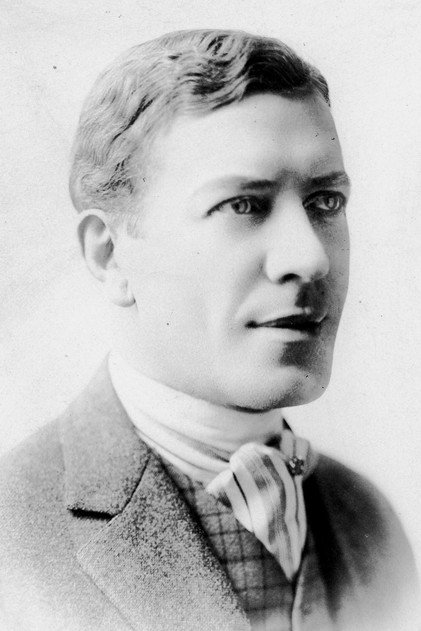 Zdjęcie Paul Scardon