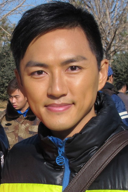 Zdjęcie 梁俊一
