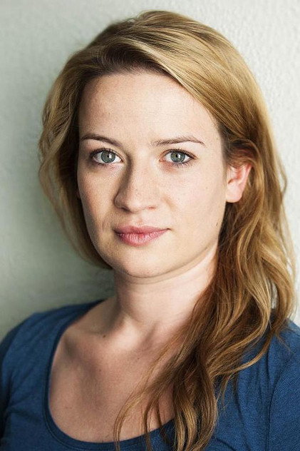 Zdjęcie Nina Gummich