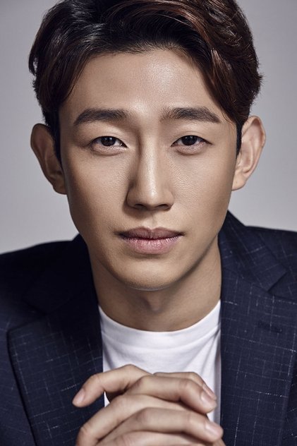 Zdjęcie 강기영