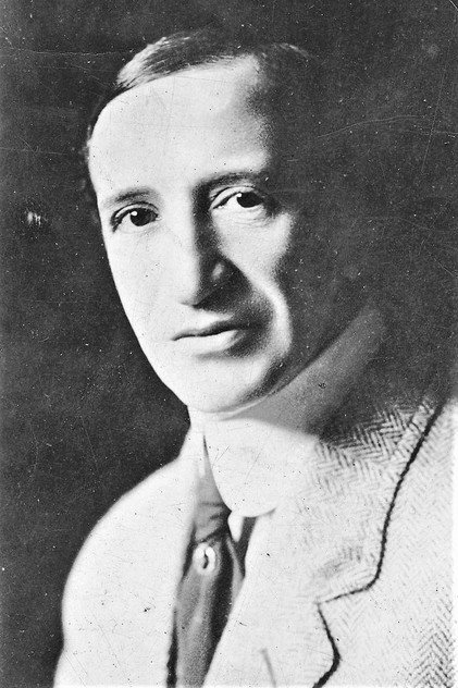 Zdjęcie Lew Fields
