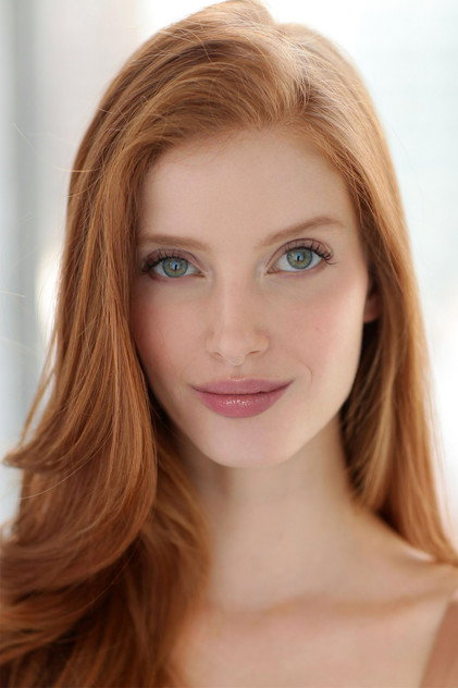 Zdjęcie Claire Friesen