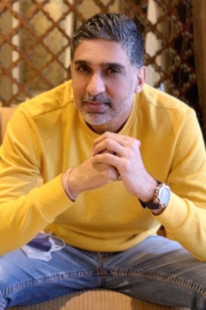 Zdjęcie Tinu Suresh Desai