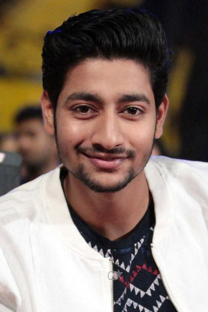 Zdjęcie Akash Thosar