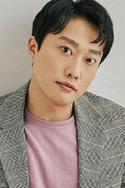 Zdjęcie Cho Joon