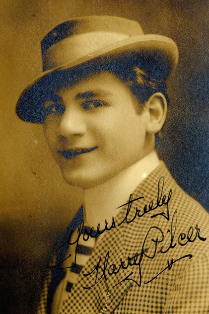 Zdjęcie Harry Pilcer