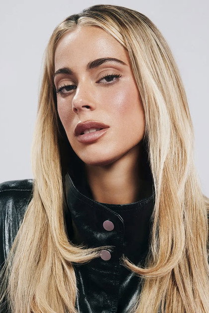 Zdjęcie TINI