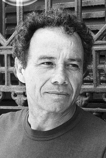 Zdjęcie Stênio Garcia