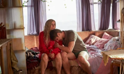Zdjęcie okładkowe wpisu: Agata Kulesza w dystopii, gdzie starość stała się zakazana. Zobacz zwiastun filmu Czas, który nie nadszedł